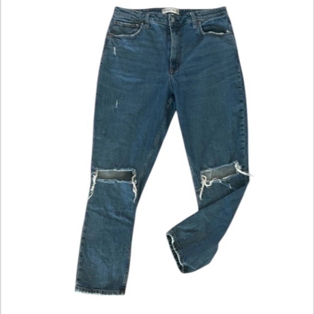 Abercrombie The Skinny High Rise jeans size 31 busted knee
